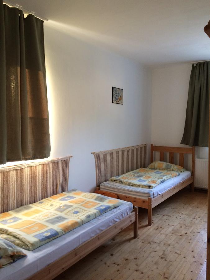 Fasor vendégház Balatonszárszó Esterno foto